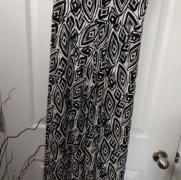 Chico's~ Super Line~ Black & White Boho Wide Leg Pants ~ Size S - Picture 5 of 9